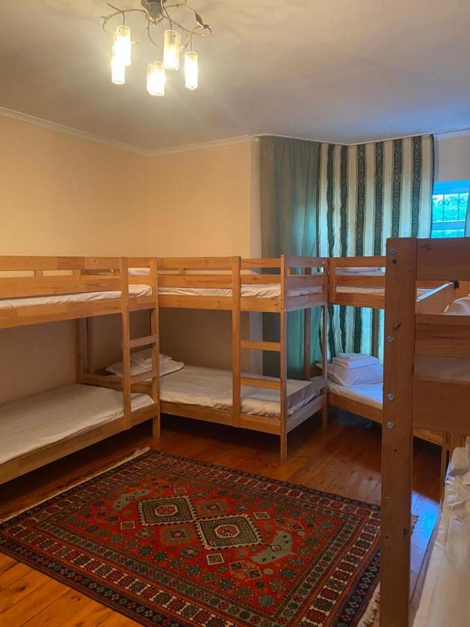 Hostel 888 Almaty Ngoại thất bức ảnh