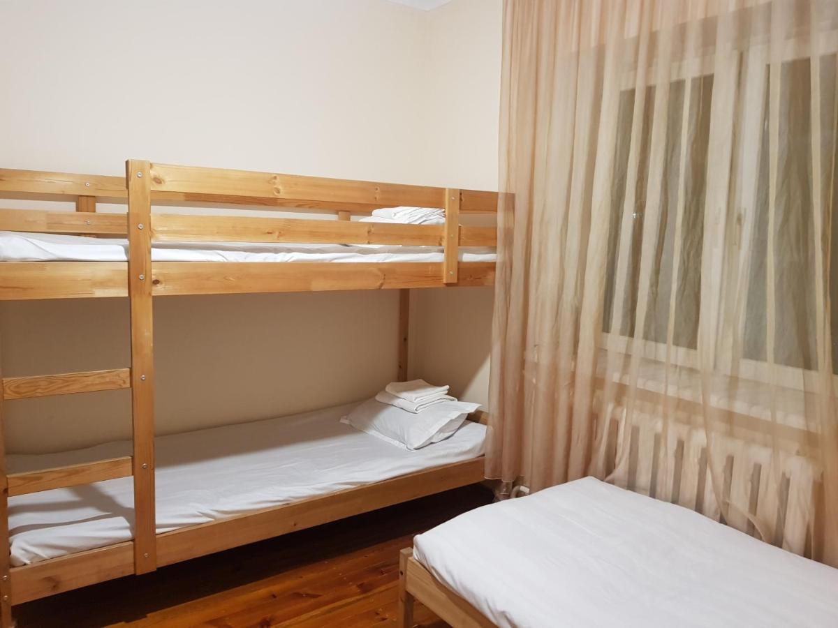 Hostel 888 Almaty Ngoại thất bức ảnh